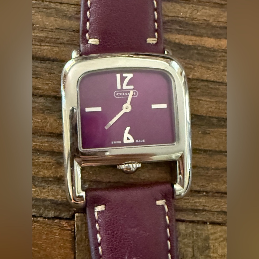Coach womens analog wrist watch leather purple vintage